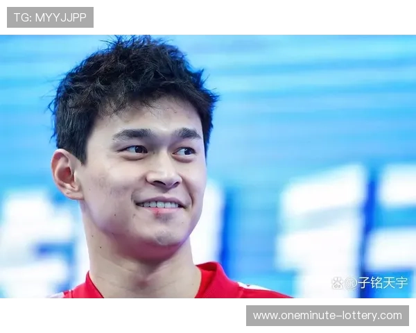 孙杨在游泳预赛中斩获第一名 全力备战决赛向冠军发起冲击